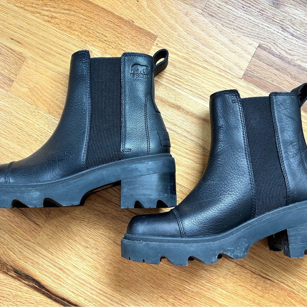 Sorel Joan Now women’s  Chelsea boot, weather proof